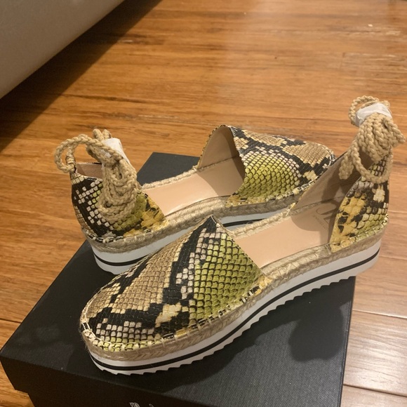 JLo x DSW espadrilles New with Tags - Picture 2 of 4
